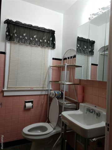 2212 Hoff Street, Flint, MI 48506