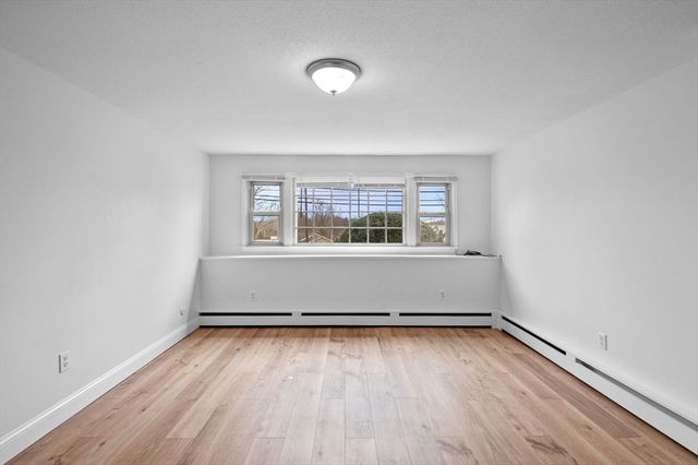 121 Cambridge Rd 2, Woburn, MA 01801