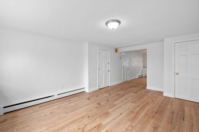 121 Cambridge Rd 2, Woburn, MA 01801