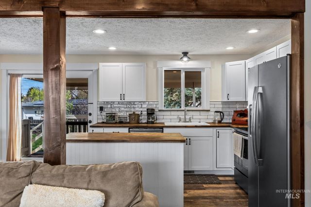 4715 N Sorrento, Boise, ID 83704