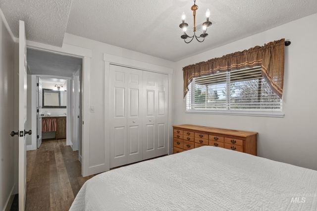 4715 N Sorrento, Boise, ID 83704