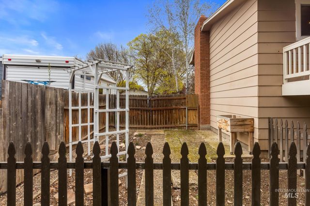 4715 N Sorrento, Boise, ID 83704