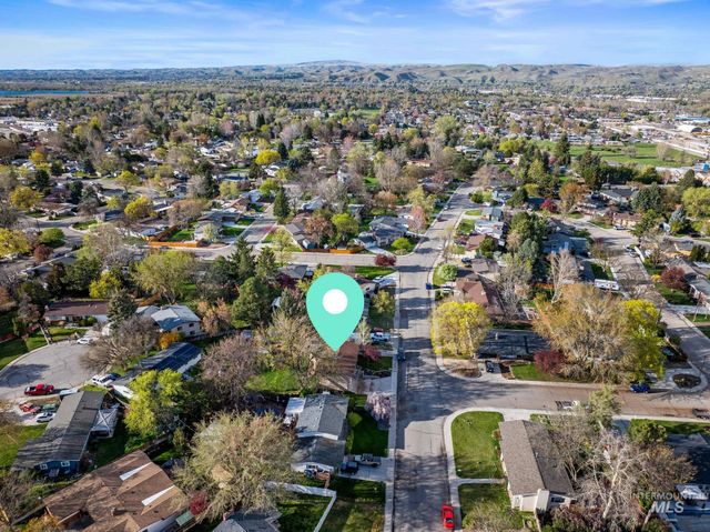 4715 N Sorrento, Boise, ID 83704