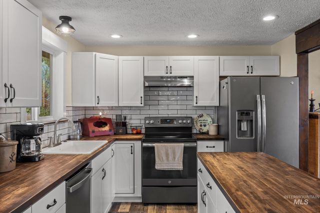 4715 N Sorrento, Boise, ID 83704