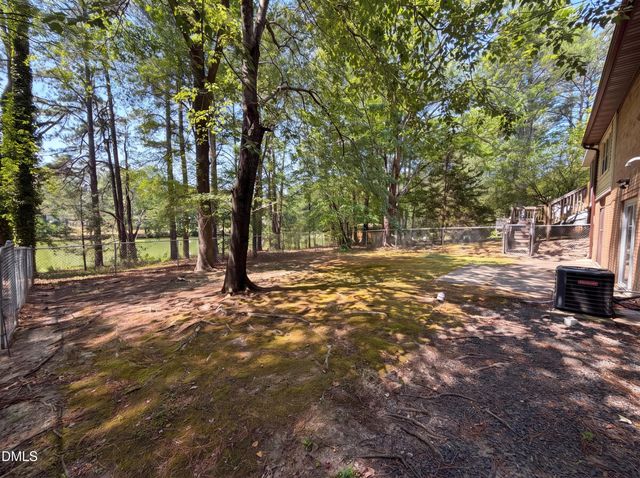 2560 Mangum Avenue, Creedmoor, NC 27522