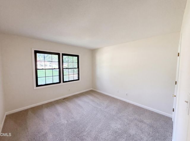 2560 Mangum Avenue, Creedmoor, NC 27522