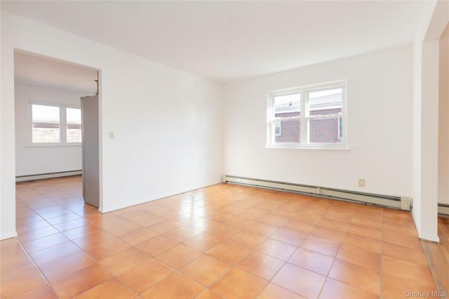 69 Veltri Lane 2, Yonkers, NY 10704