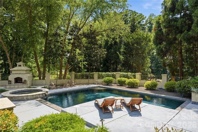 168 Dedham Loop, Mooresville, NC 28117
