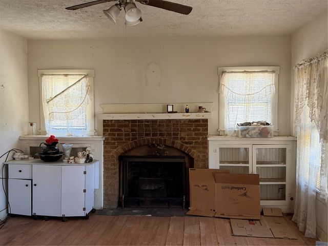 6613 W Montgomery Road, Houston, TX 77091