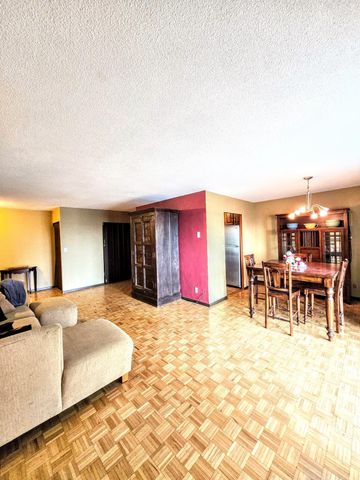 410 Groveland Avenue 1704, Minneapolis, MN 55403