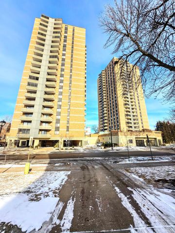 410 Groveland Avenue 1704, Minneapolis, MN 55403