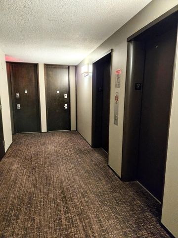 410 Groveland Avenue 1704, Minneapolis, MN 55403