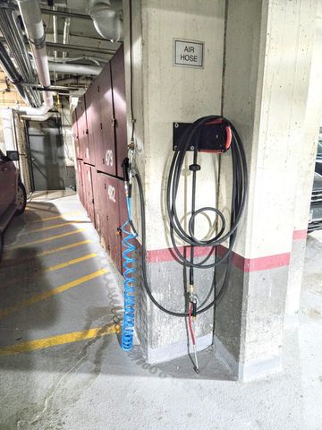 410 Groveland Avenue 1704, Minneapolis, MN 55403