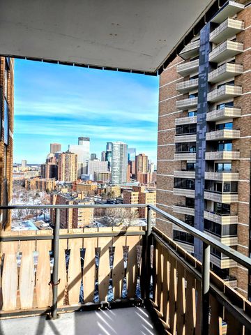 410 Groveland Avenue 1704, Minneapolis, MN 55403