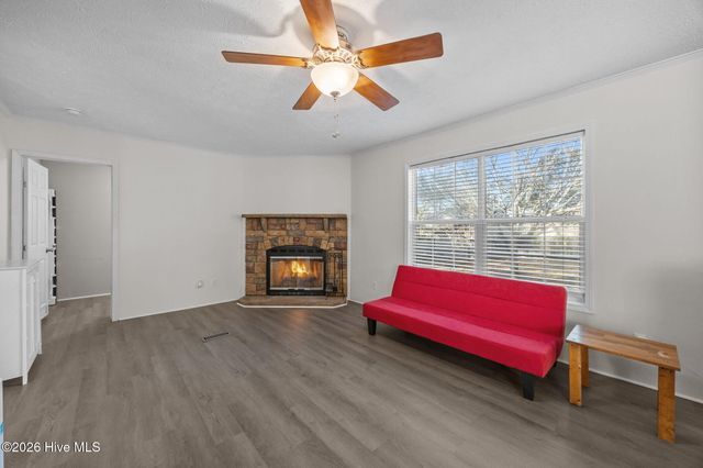 4359 4th Street SE, Saint James, NC 28461