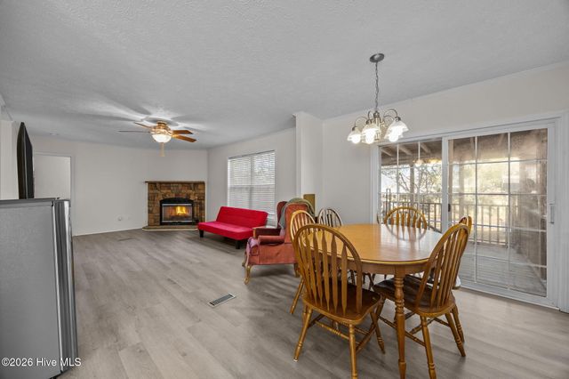 4359 4th Street SE, Saint James, NC 28461