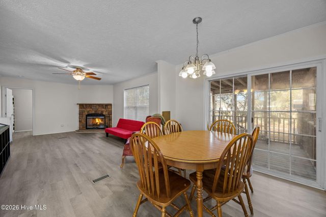 4359 4th Street SE, Saint James, NC 28461