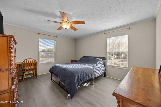 4359 4th Street SE, Saint James, NC 28461