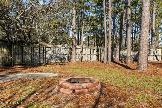 4359 4th Street SE, Saint James, NC 28461