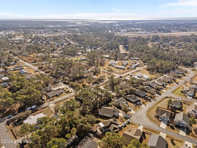 4359 4th Street SE, Saint James, NC 28461