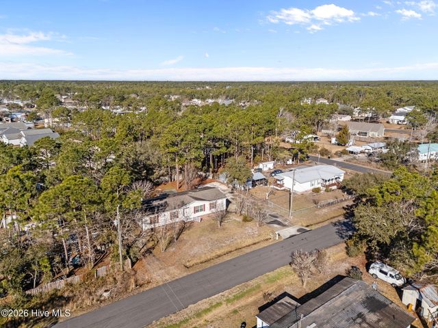 4359 4th Street SE, Saint James, NC 28461