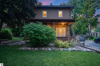522 E Saginaw Street, St Louis, MI 48880