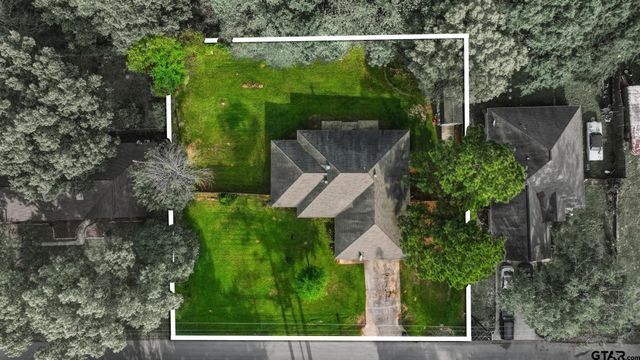 10203 Crestview Drive., Tyler, TX 75707
