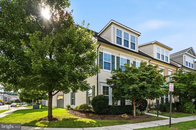 9228 ALVYN LAKE CIR, Bristow, VA 20136
