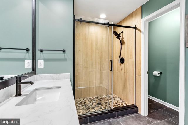 9228 ALVYN LAKE CIR, Bristow, VA 20136