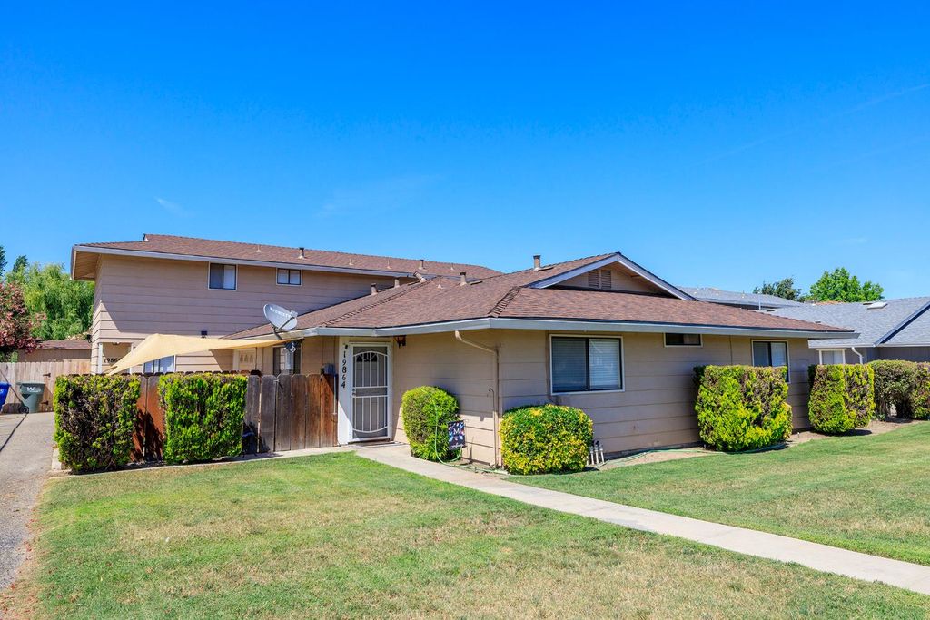 19864 1st St, Hilmar, CA 95324