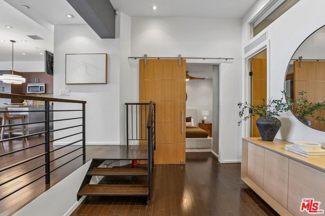1645 N Vine Street 911, Los Angeles, CA 90028
