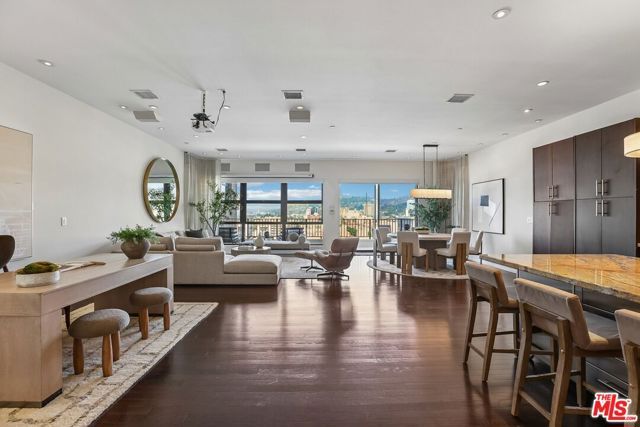 1645 N Vine Street 911, Los Angeles, CA 90028