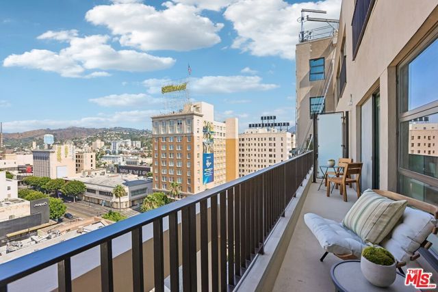 1645 N Vine Street 911, Los Angeles, CA 90028