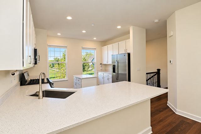 1609 Sager Way, Batavia, IL 60510