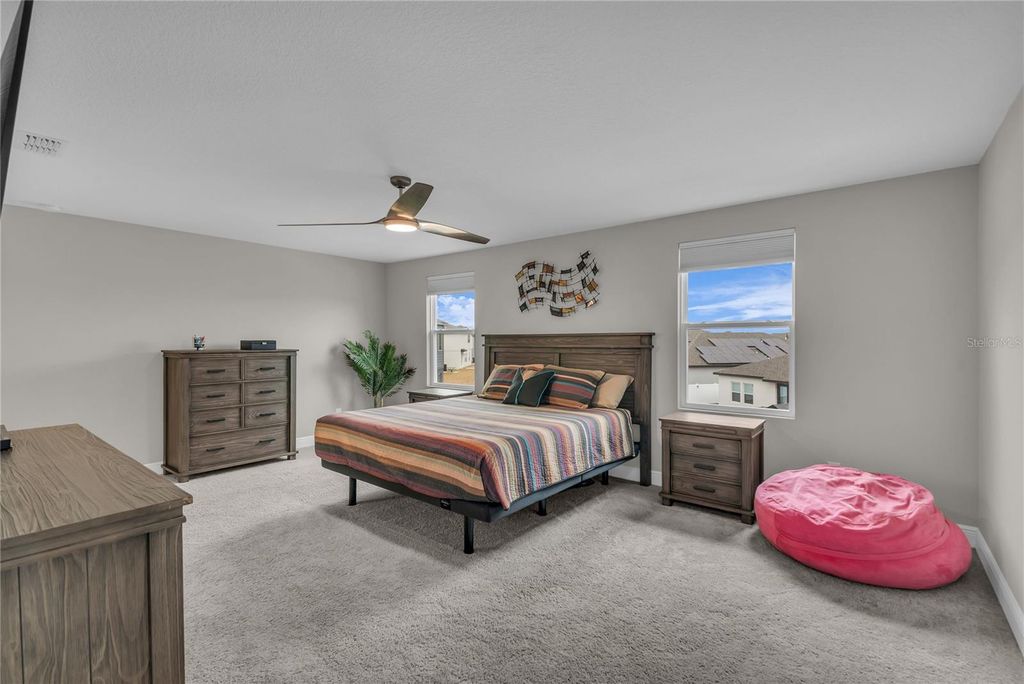 Image 27 of property listing at 2081 DERWENT DRIVE, Davenport, FL 33896