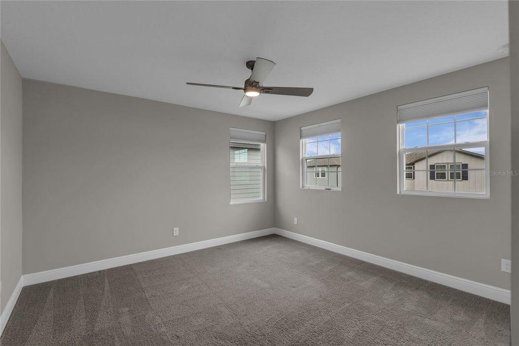 Image 38 of property listing at 2081 DERWENT DRIVE, Davenport, FL 33896