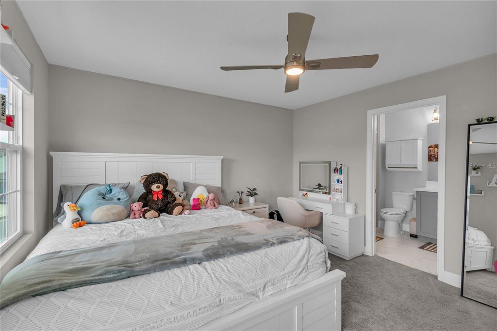 Image 41 of property listing at 2081 DERWENT DRIVE, Davenport, FL 33896