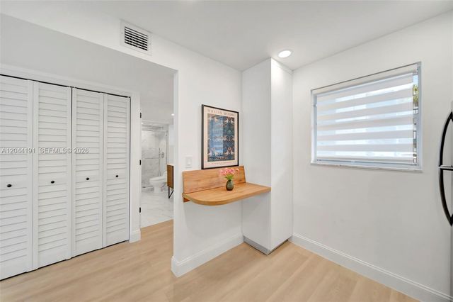 3100 Holiday Springs Boulevard 111, Margate, FL 33063