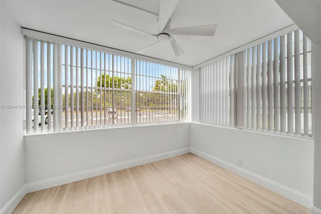 3100 Holiday Springs Boulevard 111, Margate, FL 33063