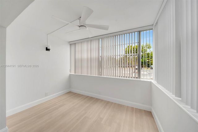 3100 Holiday Springs Boulevard 111, Margate, FL 33063