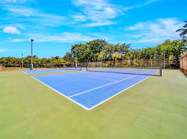 3100 Holiday Springs Boulevard 111, Margate, FL 33063