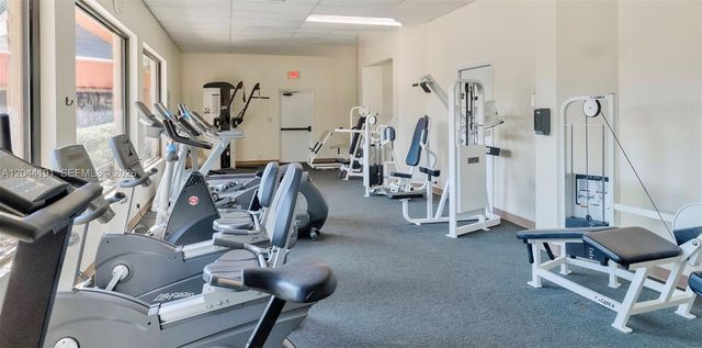 3100 Holiday Springs Boulevard 111, Margate, FL 33063