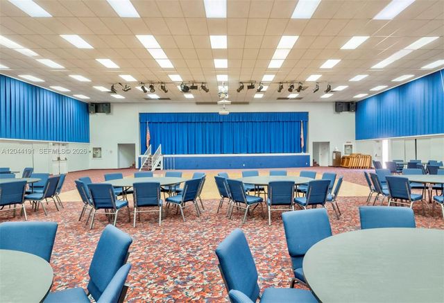 3100 Holiday Springs Boulevard 111, Margate, FL 33063