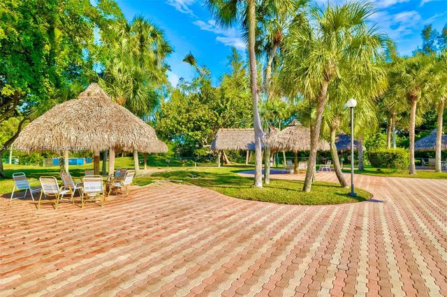 3100 Holiday Springs Boulevard 111, Margate, FL 33063