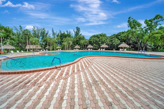 3100 Holiday Springs Boulevard 111, Margate, FL 33063