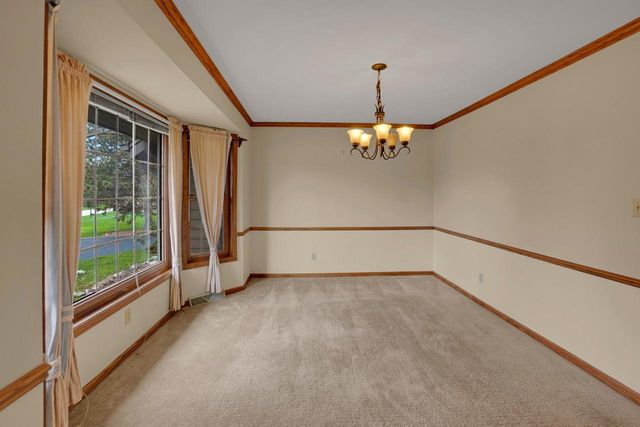 2320 Buckingham PLACE, Brookfield, WI 53045