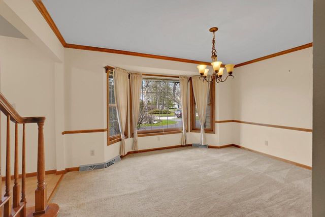 2320 Buckingham PLACE, Brookfield, WI 53045