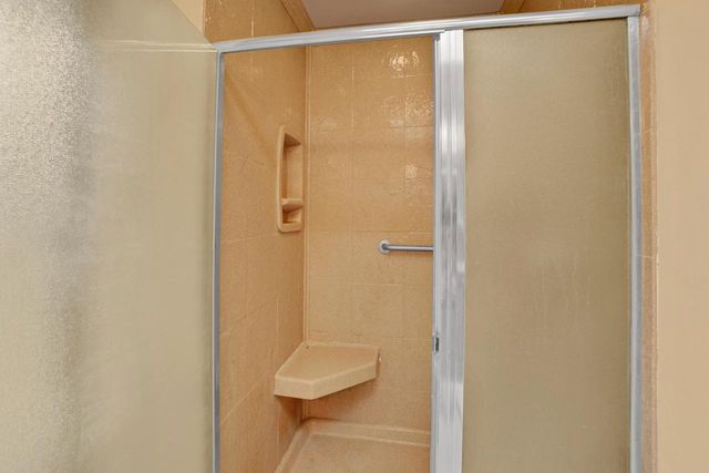 2320 Buckingham PLACE, Brookfield, WI 53045