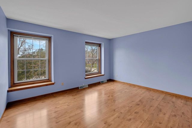 2320 Buckingham PLACE, Brookfield, WI 53045