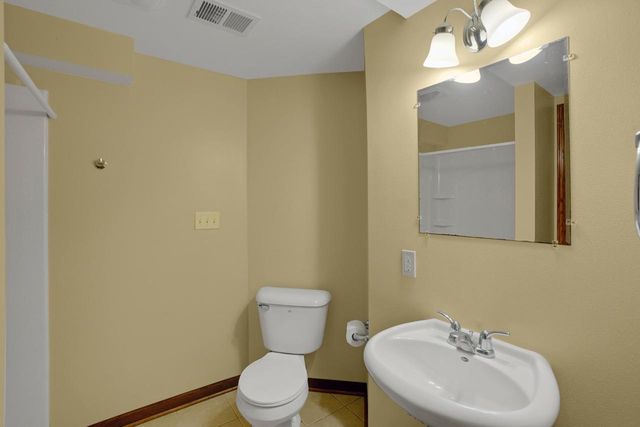2320 Buckingham PLACE, Brookfield, WI 53045